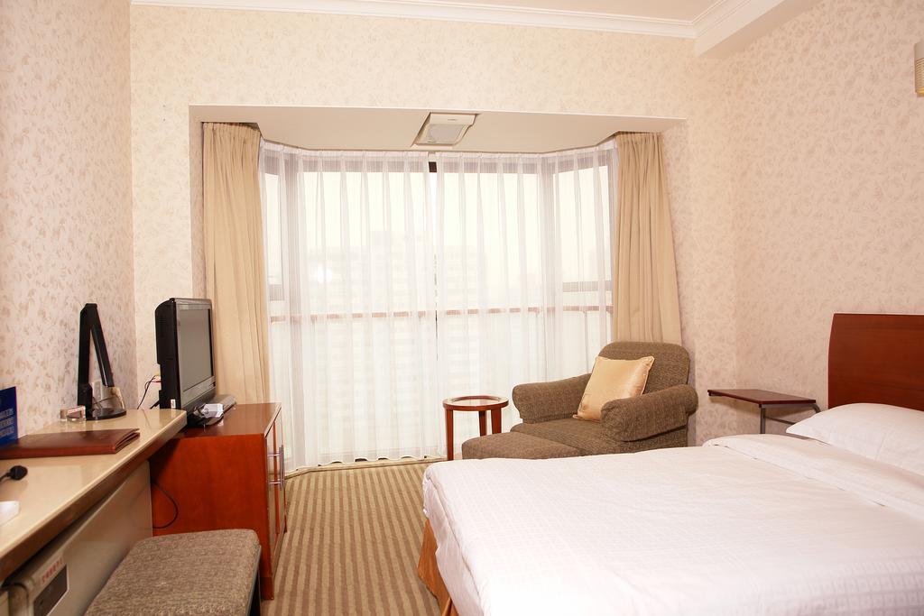 Jingbin Hotel Пекин Экстерьер фото