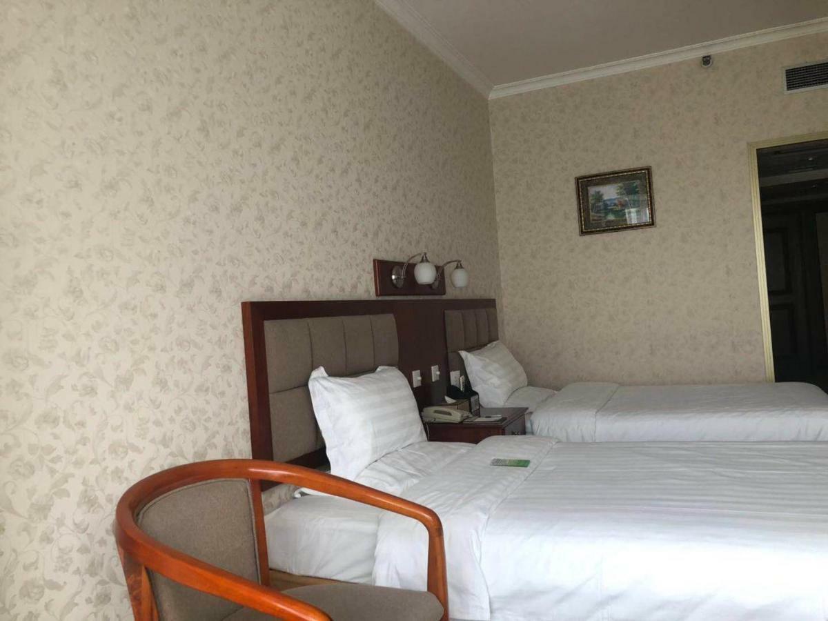Jingbin Hotel Пекин Экстерьер фото